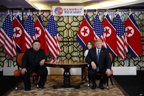 Tổng thống Mỹ Donald Trump và Chủ tịch Triều Tiên Kim Jong-un (Ảnh: AP)