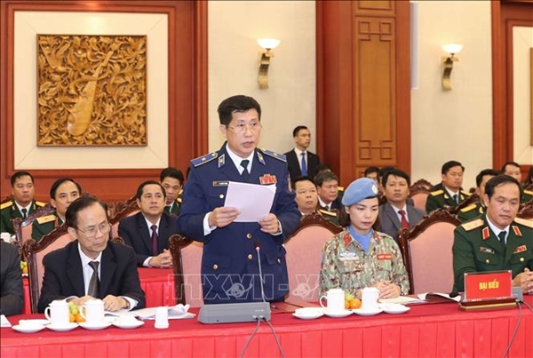 Thiếu tướng Lê Xuân Thanh, Tư lệnh Vùng Cảnh sát biển 3 phát biểu tại buổi gặp mặt (Ảnh: Phương Hoa/TTXVN)