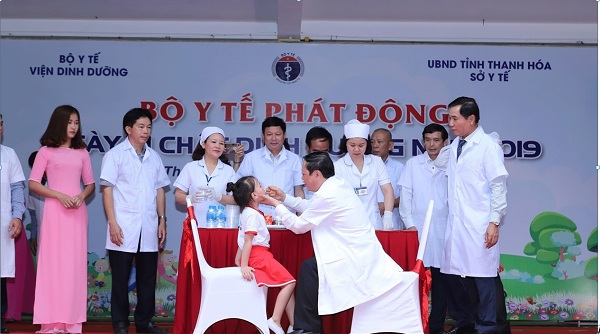 Tại Việt Nam, hàng năm Bộ Y tế đều phát động ngày vi chất dinh dưỡng để tuyên truyền về tầm quan trọng của vi chất đối với trẻ em