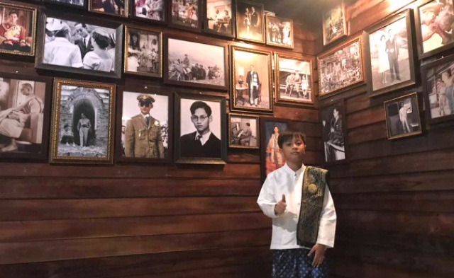 L&uacute;c vừa 4 tuổi cậu