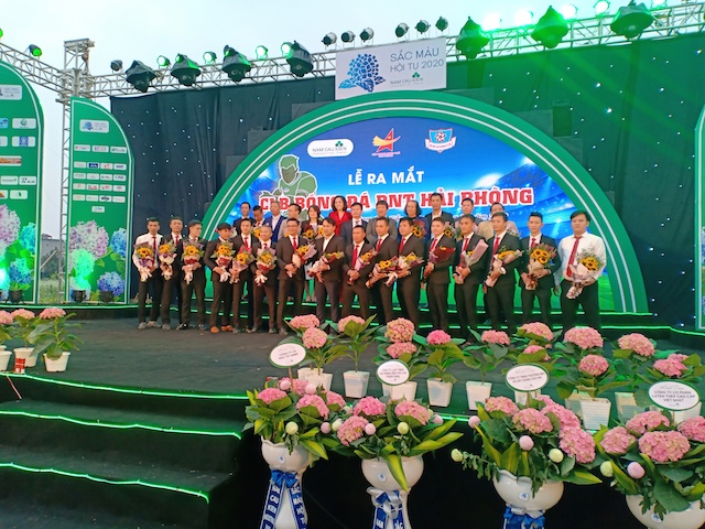 Ra mắt Câu lạc bộ bóng đá doanh nghiệp trẻ Hải Phòng