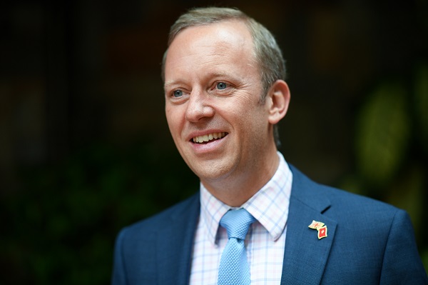 Đại sứ Anh Gareth Ward