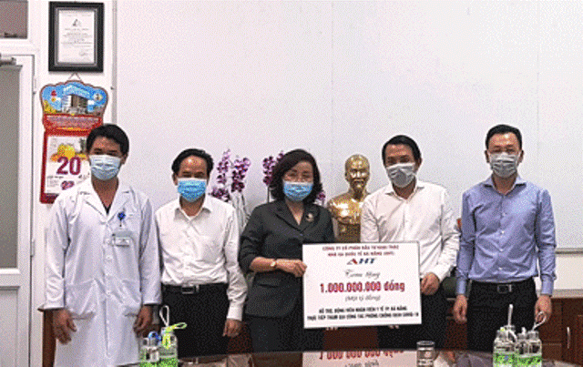 Đà Nẵng: Tiếp nhận 1 tỷ đồng hỗ trợ các tập thể, cá nhân phòng, chống Covid-19