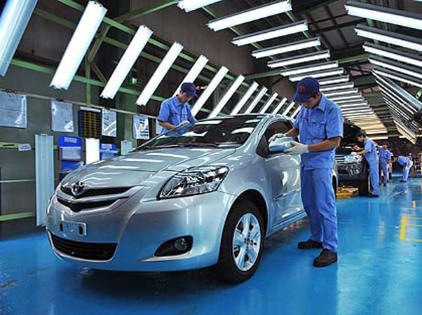 Doanh số bán xe ô tô giảm mạnh do chịu ảnh hường từ dịch Covid-19