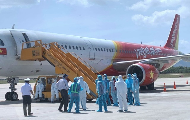 Đà Nẵng: Đón 5 chuyến bay với 50 khách Việt Nam về nước