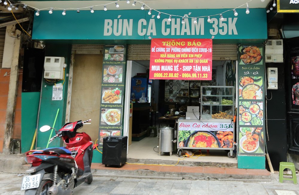 Các chủ cửa hàng đều nghiêm túc thực hiện chỉ đạo của Chủtịch UBND TP Hà Nội