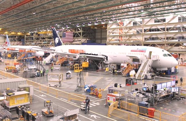 Tập đoàn UAC (Hoa Kỳ): Đưa Nhà máy sản xuất linh kiện hàng không vũ trụ vào hoạt động