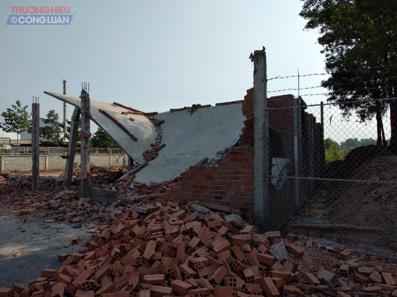 Cơ quan chức năng cưỡng chế tháo dỡ 1 căn nhà xây dựng trái phép tại xã An Phước