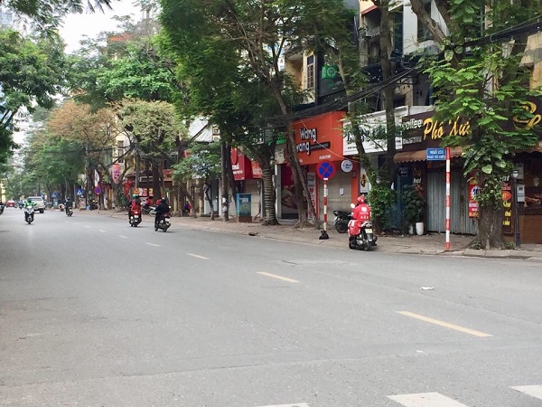 Phòng, chống dịch COVID-19: “Khoảng lặng” ngày đầu cách ly toàn xã hội