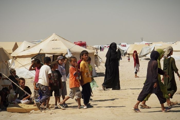 Những người sống trong các khu trại tạm bợ ở Syria là một trong những đối tượng dễ chịu ảnh hưởng nhất của đại dịch Covid-19 (Ảnh: ABC)