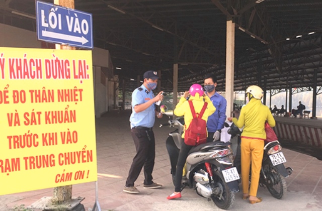 Từ ngày 1/4, ngừng dịch vụ trung chuyển người và xe gắn máy qua hầm Hải Vân.