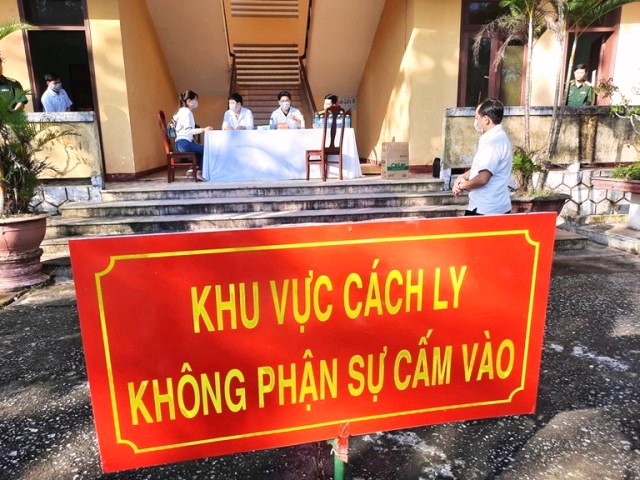 Quảng Nam: 5 người về từ Bệnh viện Bạch Mai đều âm tính với SARS-CoV-2