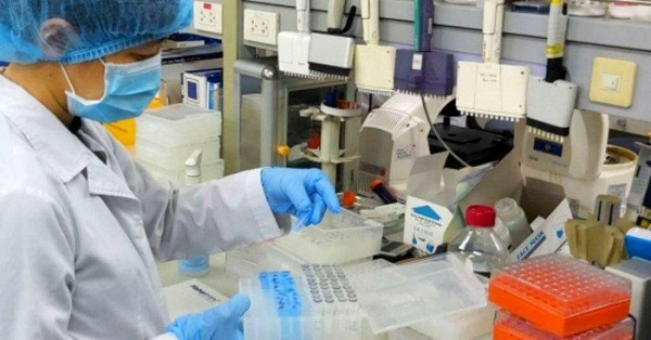 Thủ tướng: giao cơ sở y tế tư nhân thực hiện xét nghiệm chẩn đoán COVID-19