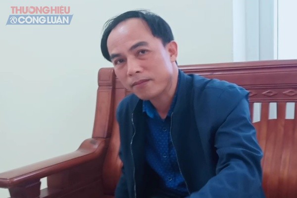Ông Lê Văn Hoàng- Chủ tịch UBND xã Hoằng Trường tại buổi làm việc với PV
