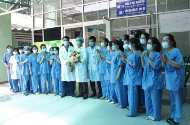 Đội ngũ điều trị Covid-19 của Bệnh viện Đà Nẵng cách ly 14 ngày tại khách sạn