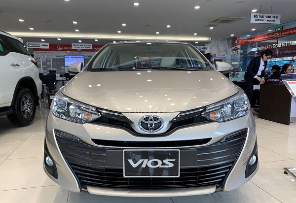 Toyota Vios vững vàng vị trí số 1 trong Top 10 xe bán chạy nhất tháng 3