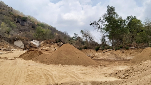 Không xuất khẩu mọi loại cát ra nước ngoài