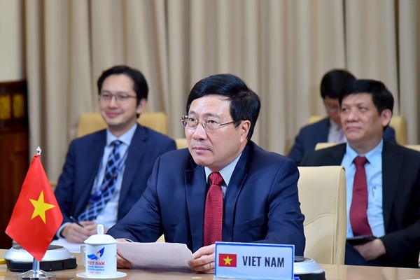 Phó thủ tướng, Bộ trưởng Bộ Ngoại giao Phạm Bình Minh nêu 4 đề xuất ứng phó Covid-19 tại hội nghị Liên minh đa phương