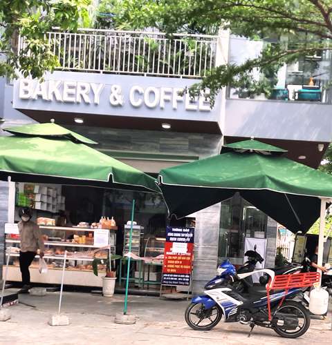 Đà Nẵng: Hàng quán thực hiện nghiêm túc giãn cách xã hội