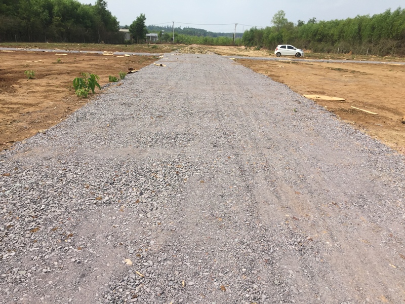 Phước Tân (Biên Hòa - Đồng Nai): Tự ý san lấp, rải đá, làm đường bê tông trên đất nông nghiệp rồi phân lô bán trái phép