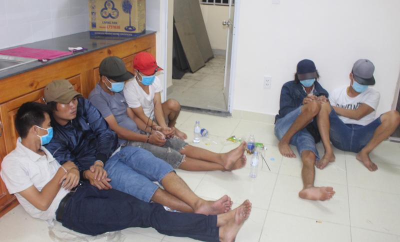 Đồng Nai: Bắt quả tang 22 đối tượng đánh bạc trong khu chung cư Sơn An