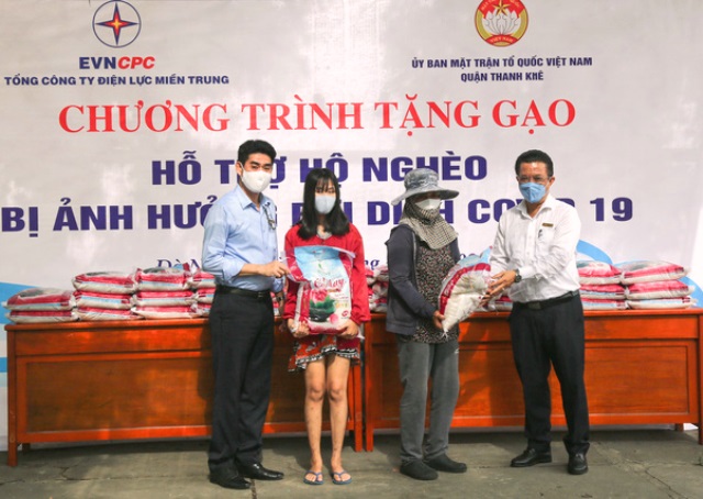 EVNCPC trao tặng 14 tấn gạo cho người nghèo, hoàn cảnh khó khăn do ảnh hưởng của dịch bệnh Covid-19 tại Đà Nẵng