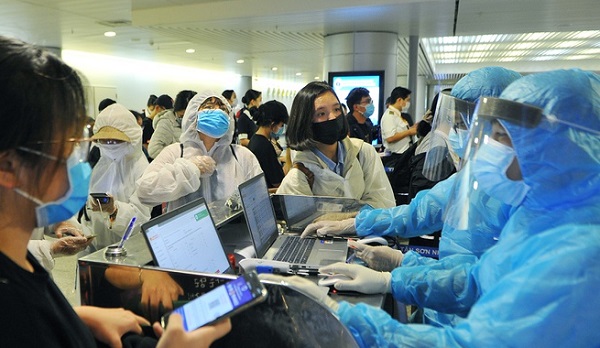 Bí thư Thành uỷ TP.HCM chỉ ra 3 nguy cơ lây nhiễm Covid-19