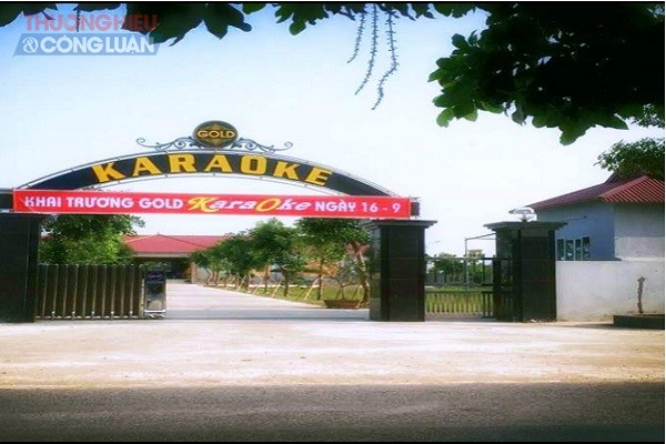 Quán karaoke Gold ở xã Phù Lỗ được xây dựng trên đất nông nghiệp