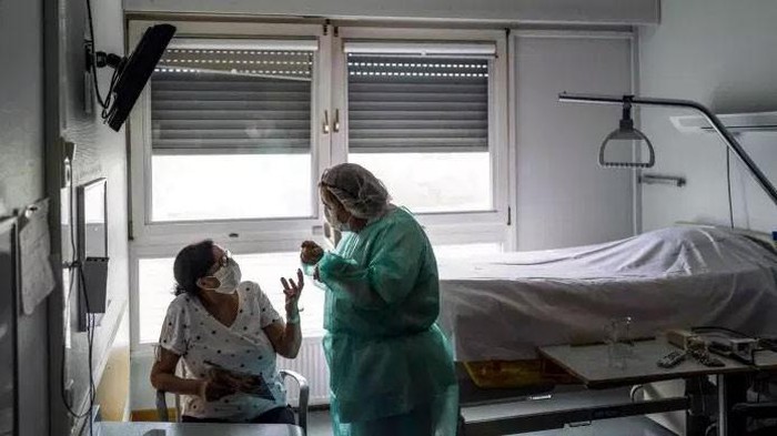 Pháp sẽ gia hạn tình trạng y tế khẩn cấp thêm 2 tháng