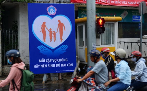 Khuyến khích nam nữ kết hôn trước 30 tuổi, sớm sinh con