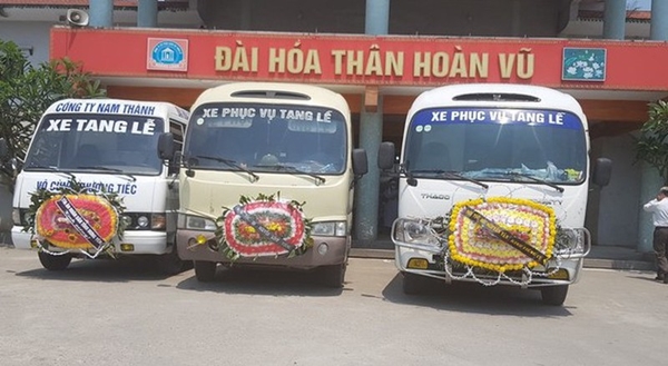 Nam Định: Bắt khẩn cấp 3 đối tượng ăn chặn tiền dịch vụ tang lễ