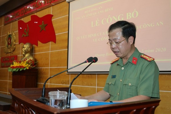 Đại tá Trần Hải Quân, Giám đốc Công an tỉnh Quảng Bình phát biểu tại buổi lễ
