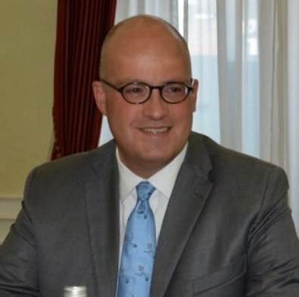 Phó Trợ lý Ngoại trưởng thường trực Mỹ Jonathan Moore (Ảnh: OSCE)