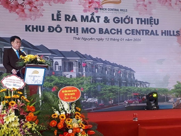 Ông Vũ Văn Trường - Chủ tịch HĐQT, Tổng Giám đốc Công ty Cổ phần Đầu tư xây dựng Thiên Lộc phát biểu tại buổi ra mắt Dự án Mỏ Bạch Central Hill