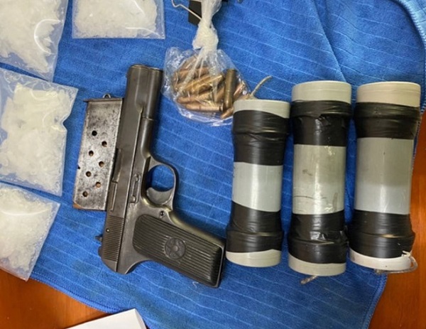 TP.HCM: Triệt phá đường dây ma túy thu giữ súng đạn và 3 quả mìn tự chế