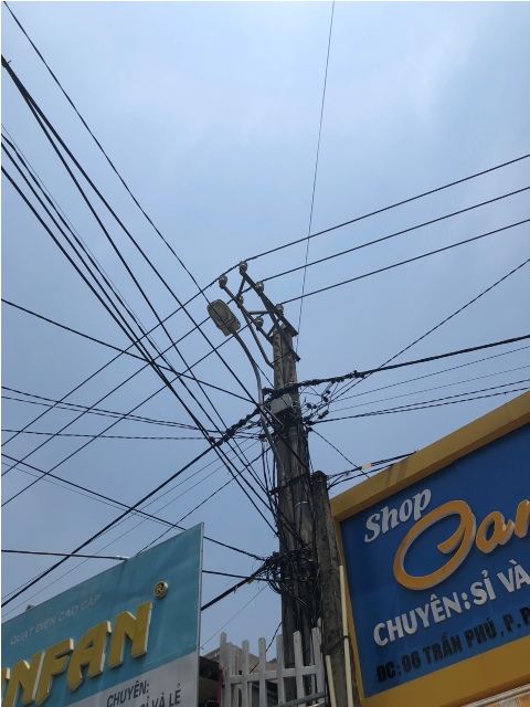 Huế: Phạt Chi nhánh FPT 20 triệu vì giăng mắc cáp sai qui định