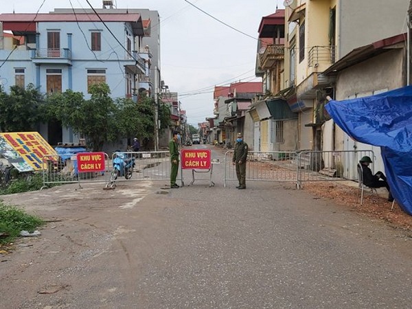 Gỡ bỏ lệnh cách ly tại xóm Trên, thôn Đông Cứu, huyện Thường Tín, Hà Nội