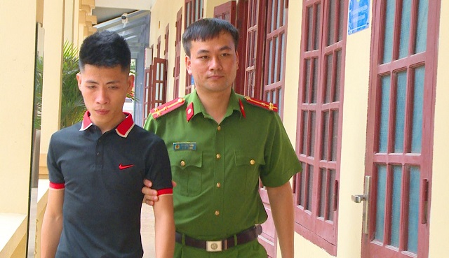Thanh Hóa: Triệt phá đường dây “lừa ép” phụ nữ phục vụ quán hát