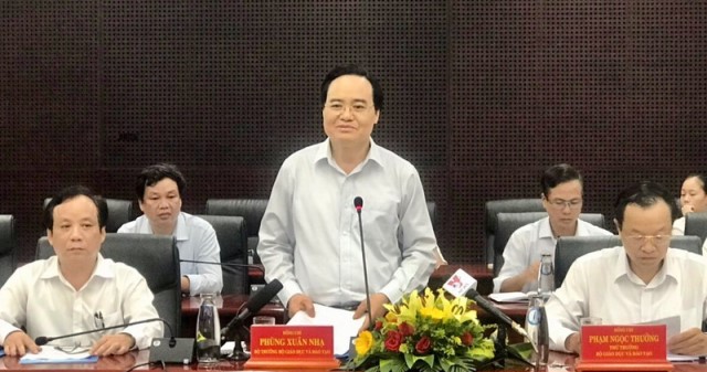 Bộ trưởng Bộ GD&ĐT Phùng Xuân Nhạ, có buổi làm việc với UBND TP. Đà Nẵng, tìm giải pháp tháo gỡ vướng mắc, đẩy nhanh tiến độ Dự án Làng Đại học Đà Nẵng.