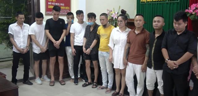 Thừa Thiên Huế: 33 thanh niên nam nữ thuê nhà nghỉ tổ chức sinh nhật và “chơi” ma tuý