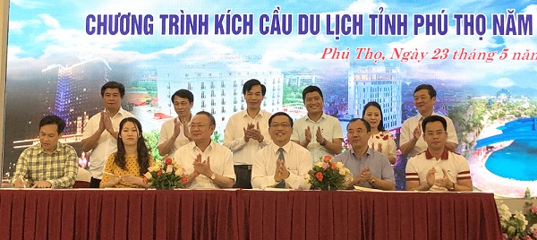 Các đơn vị kinh doanh dịch vụ du lịch trên địa bàn tỉnh ký kết thực hiện chương trình kích cầu du lịch tỉnh Phú Thọ năm 2020