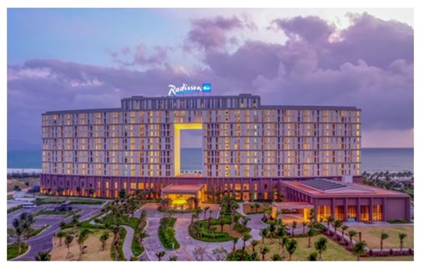Radisson Blu Resort Cam Ranh do Tập đoàn Radisson Hotel Group (Mỹ) vận hành - quản lý
