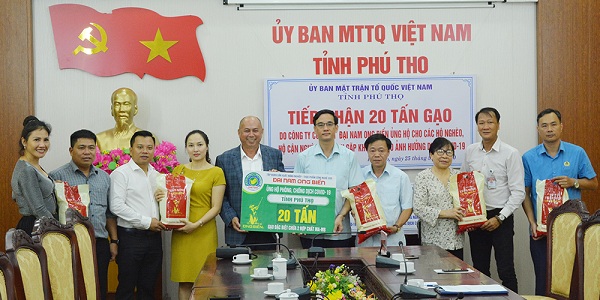 Phú Thọ: Tiếp nhận 20 tấn gạo hỗ trợ các gia đình gặp khó khăn do ảnh hưởng của dịch Covid-19