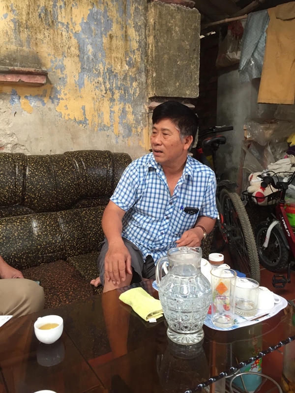 Ông Nguyễn Văn Đợi, Bí thư chi bộ, Trưởng thôn Phong Lâm xã Hoàng Diệu Làm việc với PV