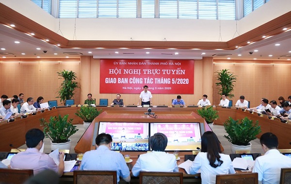 Chủ tịch UBND TP Hà Nội Nguyễn Đức Chung chủ trì hội nghị giao ban trực tuyến công tác tháng 5 và 5 tháng đầu năm 2020 của UBND Thành phố.