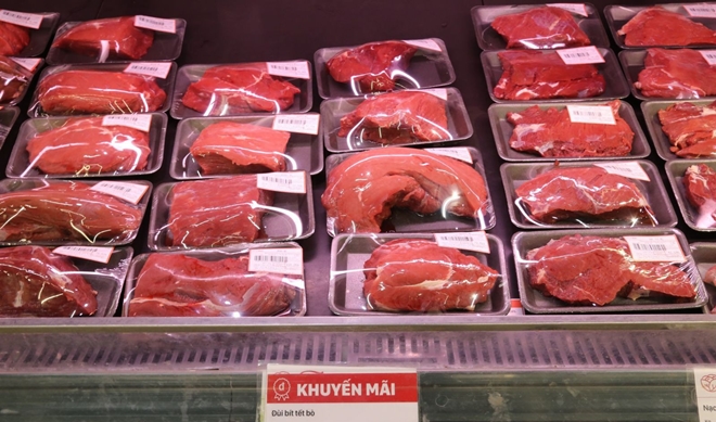 Giá cả thị trường 4/6: Siêu thị mạnh tay giảm giá thịt bò, thịt gà, hải sản