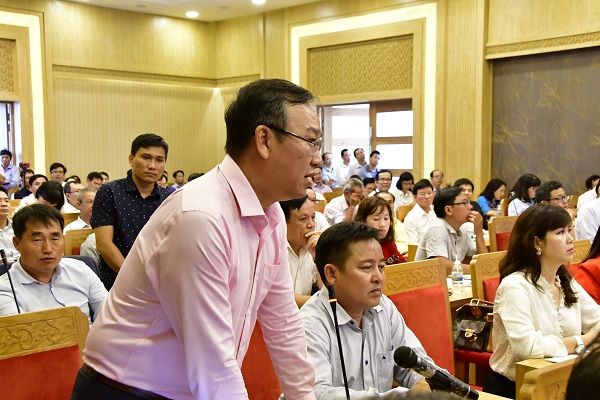 Giám đ&ocirc;́c doanh nghi&ecirc;̣p lữ hành