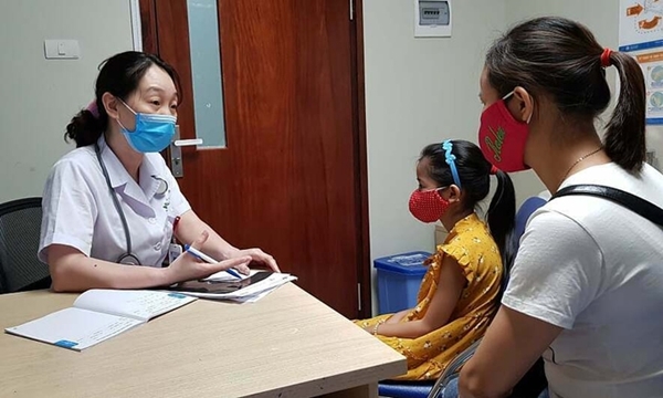 Báo động: Dậy thì sớm, trẻ mất 20 cm chiều cao