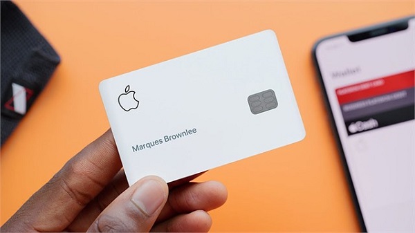 Apple Card là loại thẻ tín dụng được Apple ra mắt vào tháng 3/2019.