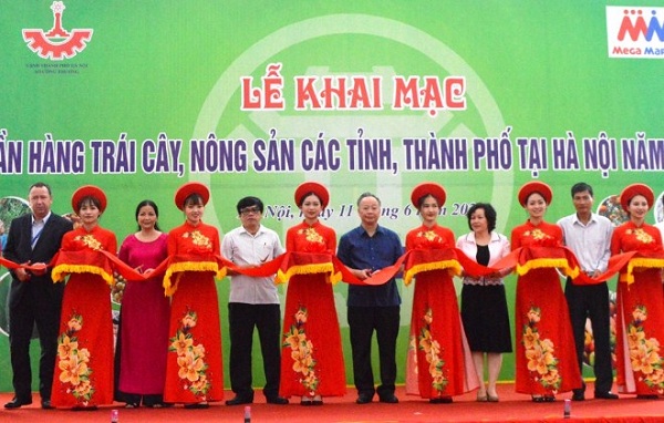 Lễ khai mạc “Tuần hàng trái cây, nông sản các tỉnh, thành phố tại Hà Nội năm 2020”.